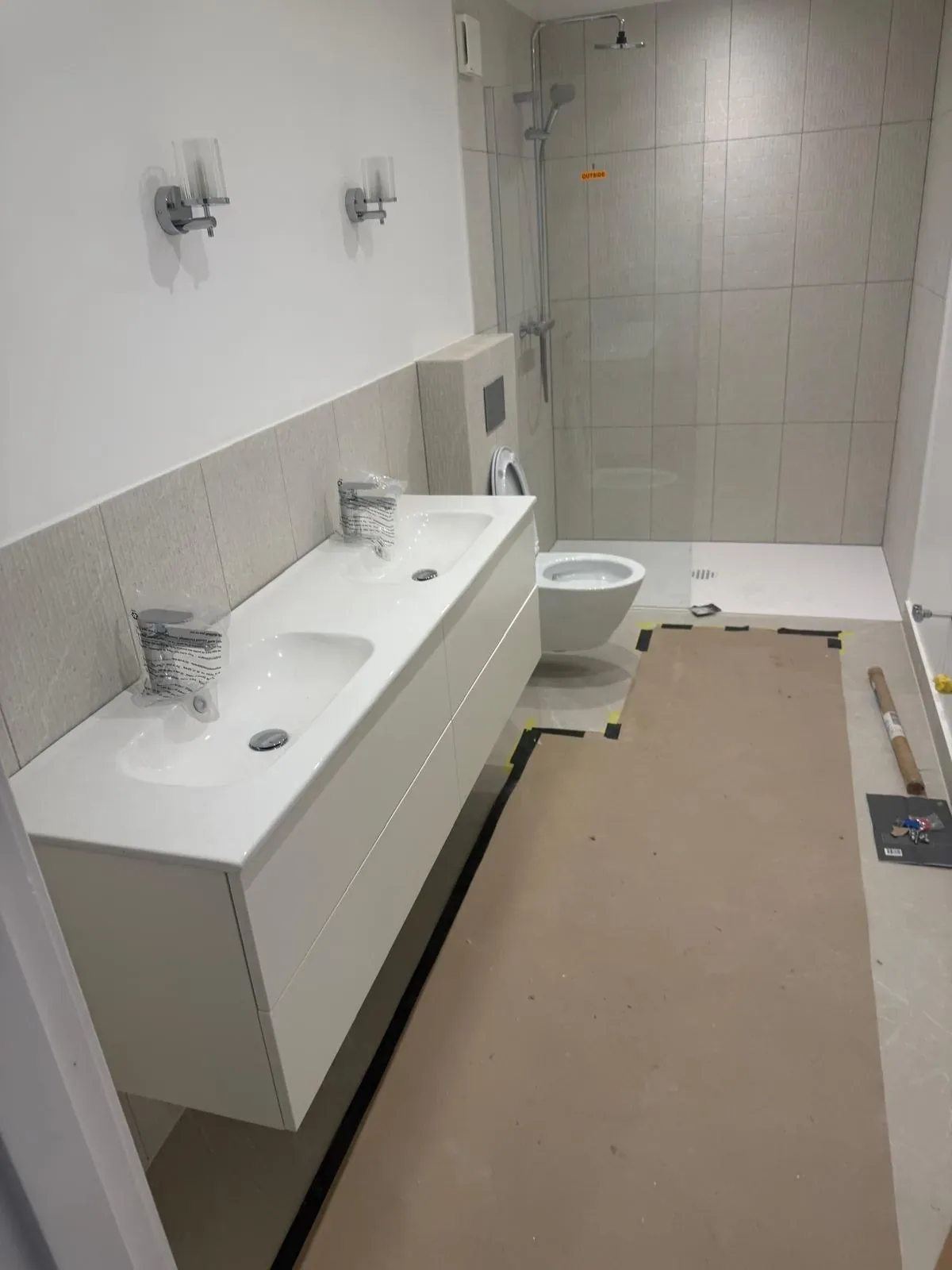 Modern double vanity bathroom, Residential renovation